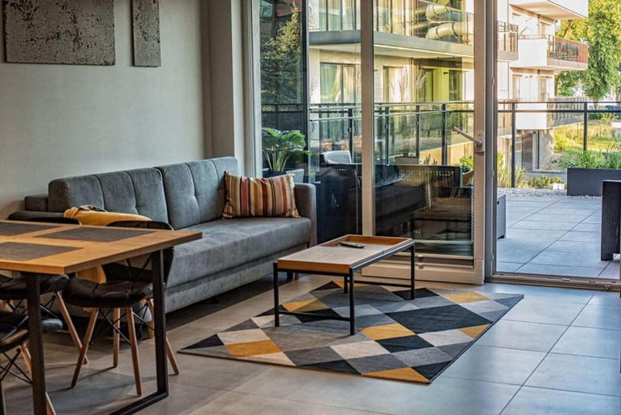 Apartament Twierdza Z Widokiem Na Jezioro Ostróda Buitenkant foto