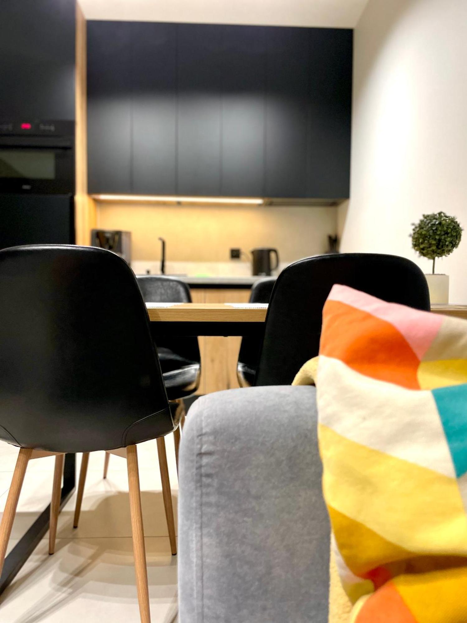 Apartament Twierdza Z Widokiem Na Jezioro Ostróda Buitenkant foto