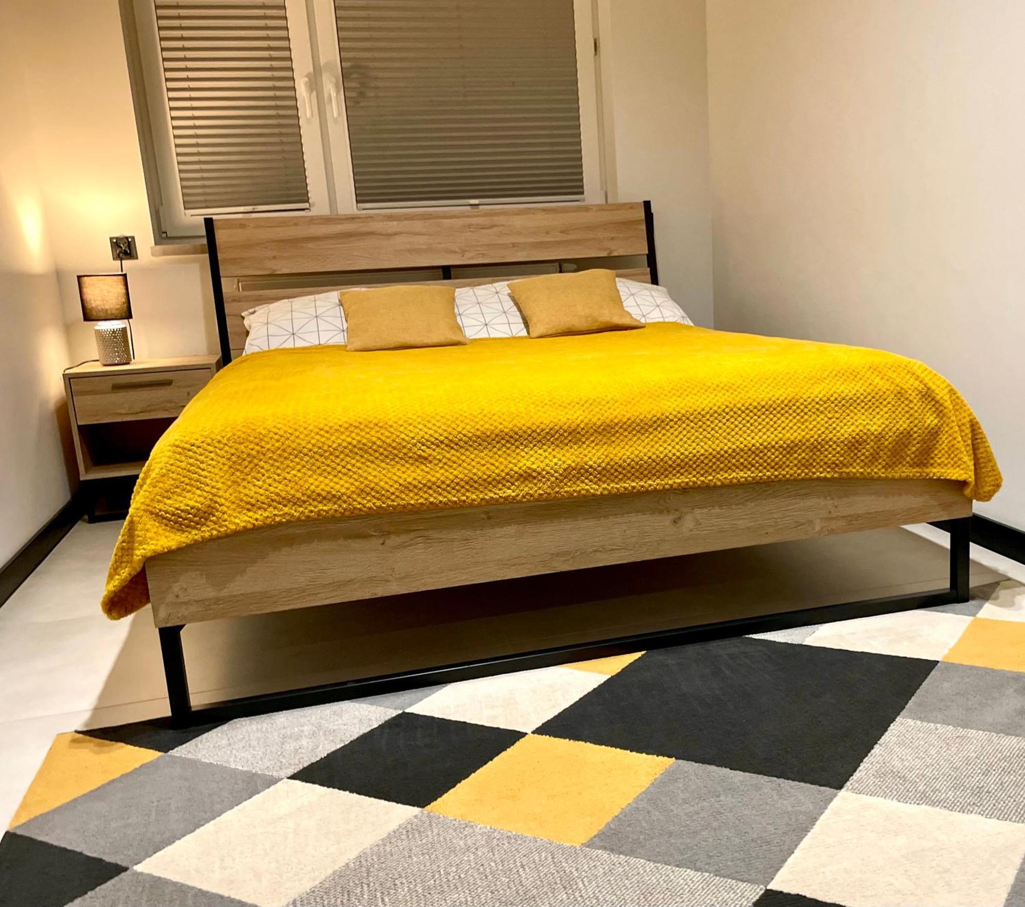 Apartament Twierdza Z Widokiem Na Jezioro Ostróda Buitenkant foto